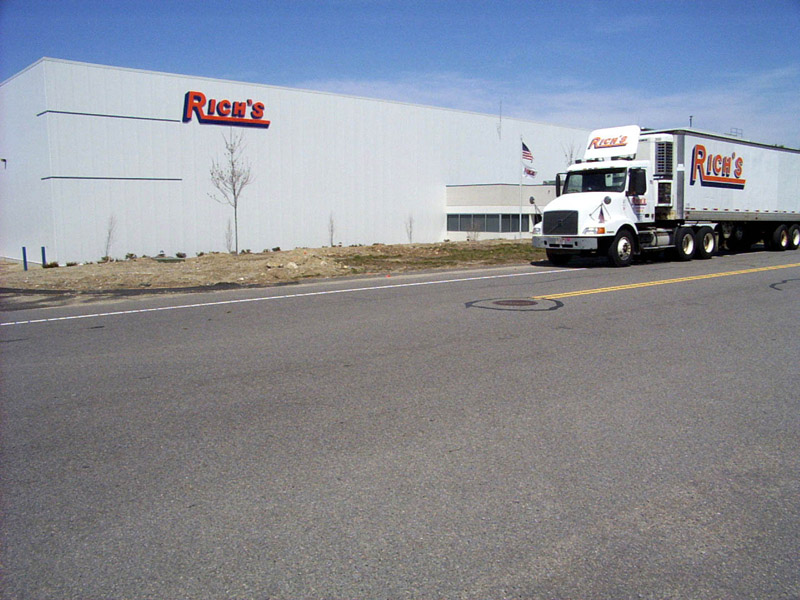 Richs TruckWithFacility